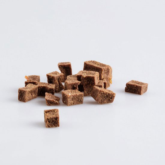 Losse trainertjes, de bio snacks van Darf gemaakt van kip en kalkoen