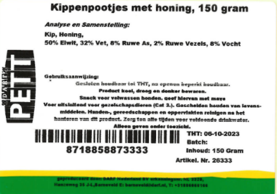 Een etiket van gepofte kippenpootjes met honing van Darf