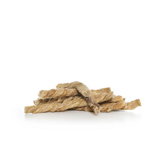 Meerdere gedraaide kalfsblaas snacks van Darf bij elkaar